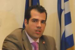 Θάνος Πλεύρης : 