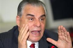 Διορία μέχρι το Πάσχα δίνει ο Γιακουμάτος στον Σαμαρά