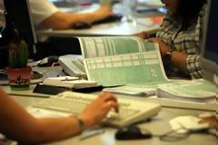 Τρέχουν να προλάβουν την κατάθεση του φορολογικού νομοσχεδίου