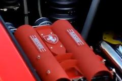 Ferrari…στη θάλασσα με 300 χλμ την ώρα! [VID]