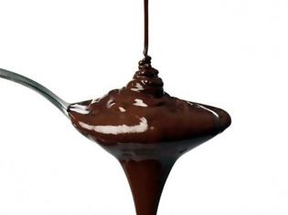 Φωτογραφία για «Σιρόπι» για τον βήχα η σοκολάτα,