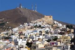 (Ξε)περνώντας τα όρια στη Σύρο,