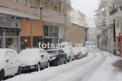 Ντύθηκε στα άσπρα η Καστοριά!