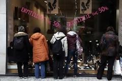 ΚΚΕ: «Όχι» στη λειτουργία των καταστημάτων τις Κυριακές