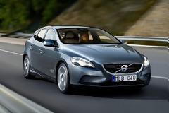Το VOLVO V40 ανακηρύσσεται το αυτοκίνητο της χρονιάς!