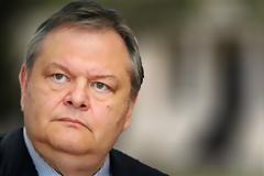 Το Πόθεν Έσχες του Βενιζέλου: 27 ακίνητα και 2,3 εκατ. σε 27 τραπεζικούς λογαριασμούς