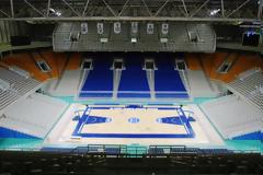 Δεκάδες καλλιτέχνες τραγουδούν για τα ανασφάλιστα παιδιά