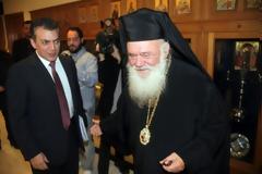 Ο Ιερώνυμος αντίθετος με το άνοιγμα των καταστημάτων την Κυριακή