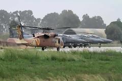 Αναστάτωση έξω από την 115 Πτέρυγα Μάχης στα Χανιά