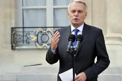 Επίθεση Ερό στους «φορολογικούς μετανάστες»