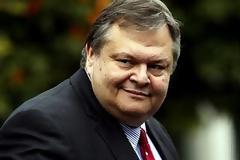 Βενιζέλος: Δεν είχα πατέρα σύμβουλο των Ανακτόρων και παππού Πρωθυπουργό