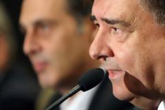 Καρατζαφέρης: Χρειάζεται νέο, συνετό αντιμνημονιακό κόμμα