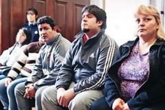 Σάλος στην Αργεντινή: Δικαστήριο αθώωσε 13 σωματέμπορους που εκπόρνευσαν νεαρή