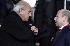 Τέρμα τα αστεία…