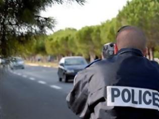 Φωτογραφία για Ρεκόρ κλήσεων και ποινών στη Γαλλία το 2011