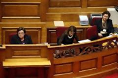 Οι υπάλληλοι της Βουλής νίκησαν και πάλι την κυβέρνηση