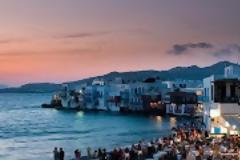 WSJ: Τα όπλα της Ελλάδας για να αναπτυχθεί ξανά