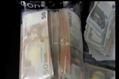 Επιασαν 44 άτομα για παράνομο στοίχημα! (vid)