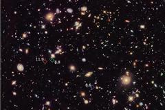 Το Hubble ανοίγει τα μάτια στους αρχαιότερους γνωστούς γαλαξίες