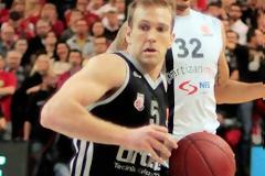 Μπάμπεργκ-Παρτιζάν Βελιγραδίου 92-90(80-80)