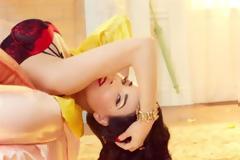 Ρούχα ρετρό διά χειρός… Dita Von Teese