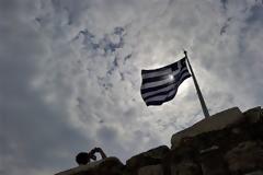Την ποινική δίωξη του Παπανδρέου ζητά ο τέως Πρόεδρος του Αρείου Πάγου