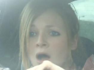 Φωτογραφία για FUNNY:  Τα άλλο αυτοκίνητο έπεσε πάνω στο δικό μου χωρίς να ειδοποιήσει για την πρόθεσή του.....