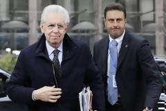 Ιταλία: Πιθανή η παραμονή του Μόντι στην πολιτκή