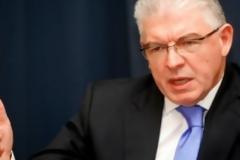 Οι χρονικές... αστοχίες του κυρίου Λυκουρέντζου! Γιατί θεωρεί ότι τηρεί τα χρονοδιαγράμματα με τους φαρμακοποιούς