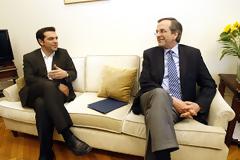 Το καθεστώς επιχειρεί την αναβίωση του ελεγχόμενου δικομματισμού.