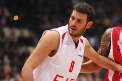 ΦΩΤΣΗΣ : ΔΕΝ ΤΑ ΚΑΤΑΦΕΡΑΜΕ ΝΑ ΤΕΛΕΙΩΣΟΥΜΕ ΜΕ ΝΙΚΗ...