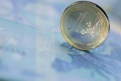 Κάτω από τη «βάση» το ΑΕΠ της Ελλάδας