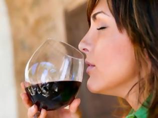 Φωτογραφία για Η κατανάλωση του κόκκινου κρασιού σε μικρές δώσεις βοηθάει στην υπέρταση;