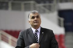 Έτοιμος να περάσει και τον Μπάνε!