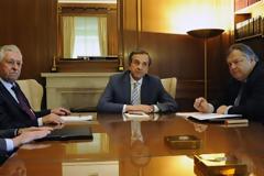 Τα λένε την Τρίτη για το μέλλον της κυβέρνησης