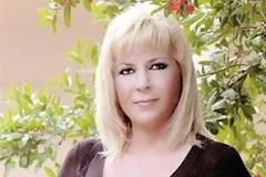Δήμητρα Παπανδρέου: Βγάζει στο ‘σφυρί’ γούνες, τσάντες και άλλα προσωπικά της αντικείμενα για να ζήσει!