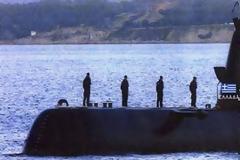 ΣΥΝΑΓΕΡΜΟΣ ΣΤΙΣ ΕΝΟΠΛΕΣ ΔΥΝΑΜΕΙΣ. Η ΟΙΚΟΝΟΜΙΚΗ ΚΡΙΣΗ ΤΟΡΠΙΛΙΖΕΙ ΤΙΣ ΙΣΟΡΡΟΠΙΕΣ