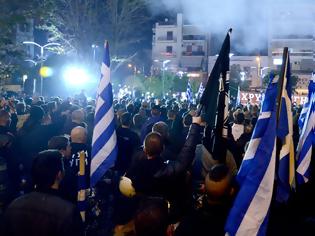 Φωτογραφία για Φωτορεπορτάζ από την ομολογουμένως τεράστια συγκέντρωση και πορεία της Χρυσής Αυγής στη Νίκαια..