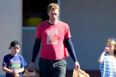 Ο Κρις Μάρτιν των Coldplay πήγε να βάλει φωτιά στο σπίτι του