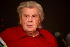 Αποθεώθηκε στη Βιέννη ο Μίκης Θεοδωράκης