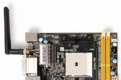Mini mobo για socket FM2 απο την ZOTAC
