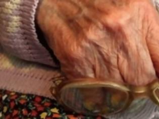 Φωτογραφία για Πάτρα: Φίμωσαν και έδεσαν ηλικιωμένη στο σπίτι της