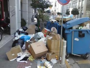 Φωτογραφία για Πάτρα: Νέος γύρος κινητοποιήσεων από τους εργαζομένους στο Δήμο - Γεμίζουν σκουπίδια οι δρόμοι