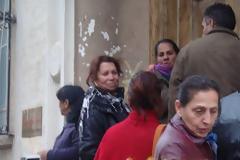 Ξάνθη: Ποδοπατήθηκαν για μια σακούλα δωρεάν τρόφιμα του Ερυθρού Σταυρού!..Επέμβαση της αστυνομίας για να επιβληθεί η τάξη ..