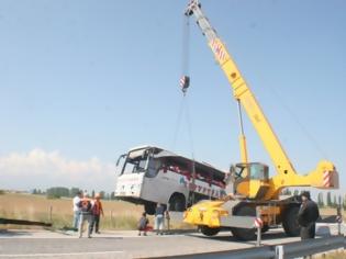 Φωτογραφία για Βγήκε από το δρόμο λεωφορείο με Έλληνες επιβάτες στη Σόφια