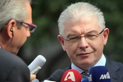 Λυκουρέντζος: Δεν έχουν λόγο να απεργούν οι φαρμακοιποιοί
