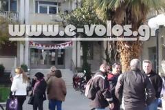 Πορεία των εργαζόμενων στους ΟΤΑ Μαγνησίας με κατεύθυνση την Αποκεντρωμένη Διοίκηση