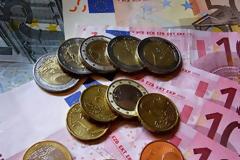 Γερμανία: «Στον σωστό δρόμο βρίσκονται οι υπερχρεωμένες χώρες»