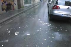 Πάτρα: Στη Φιλοποίμενος έβρεξε και... σοβάδες