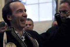 Μπενίνι: Χειρότερη η επιστροφή Μπερλουσκόνι από το τέλος του κόσμου